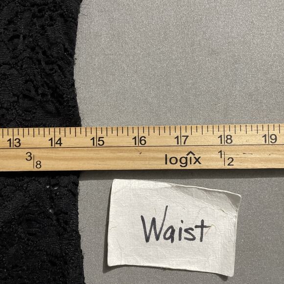 Maurices Lace Top Size M Sheer Black Stretch Whimsigoth Witchy Dark Romantic Y2K - Picture 6 of 7